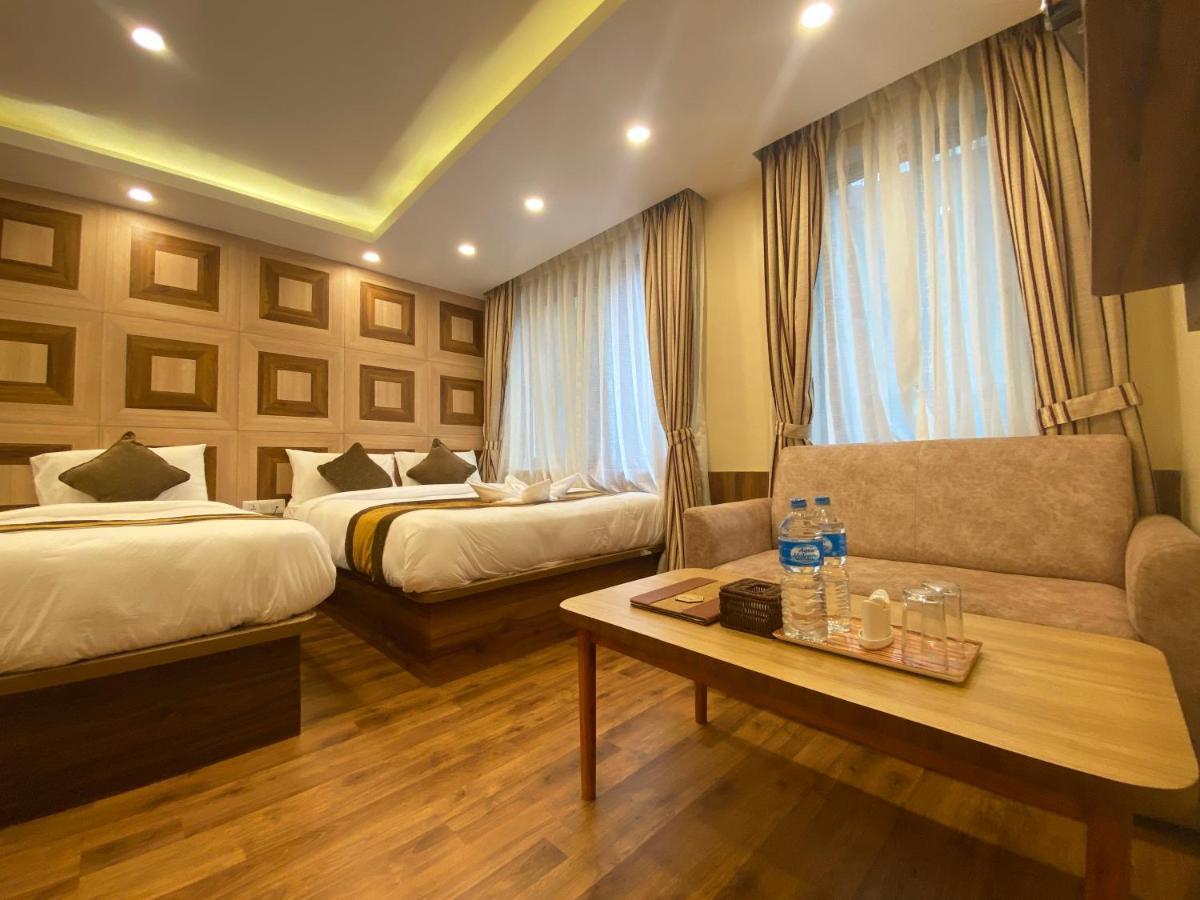 Hotel Airport Gurkha Kathmandu Exteriör bild